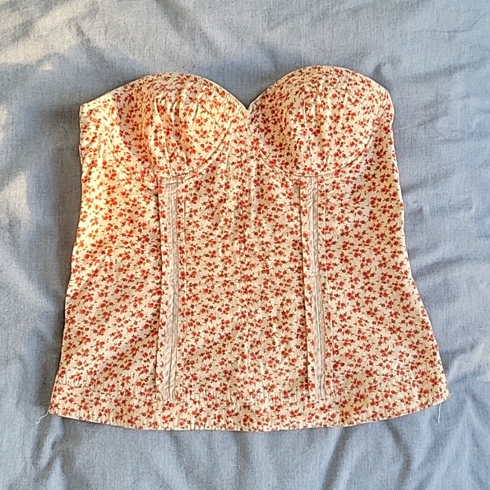 Strapless blouse